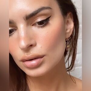 The Figure Huggies Earrings